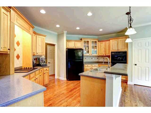 199 Forestview Dr, Suwanee, GA 30024 photo 7
