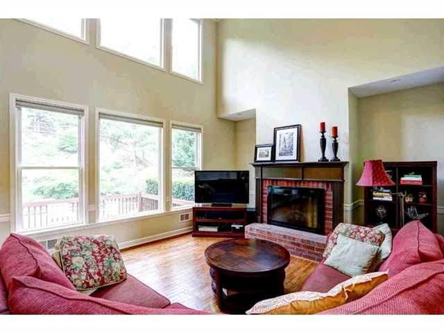 199 Forestview Dr, Suwanee, GA 30024 photo 5