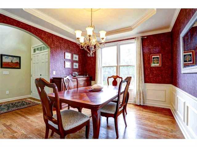199 Forestview Dr, Suwanee, GA 30024 photo 4