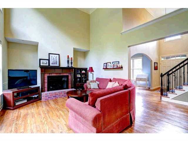 199 Forestview Dr, Suwanee, GA 30024 photo 6