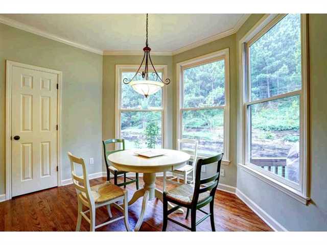 199 Forestview Dr, Suwanee, GA 30024 photo 10