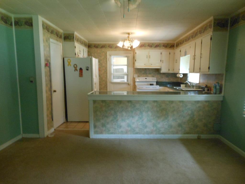 177 Shields St, Winder, GA 30680 photo 8