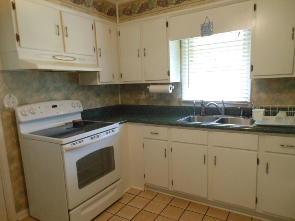 177 Shields St, Winder, GA 30680 photo 6