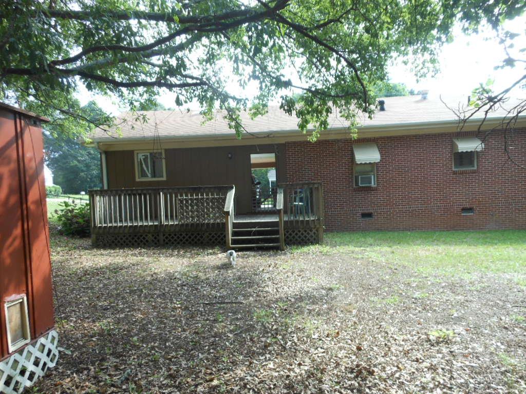 177 Shields St, Winder, GA 30680 photo 4