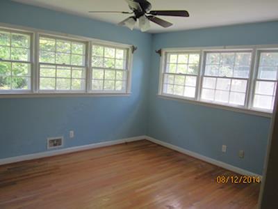220 Mitchell Dr, Barnesville, GA 30204 photo 9