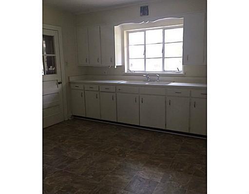 204 E 64th St, Savannah, GA 31405 photo 8
