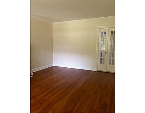 204 E 64th St, Savannah, GA 31405 photo 4