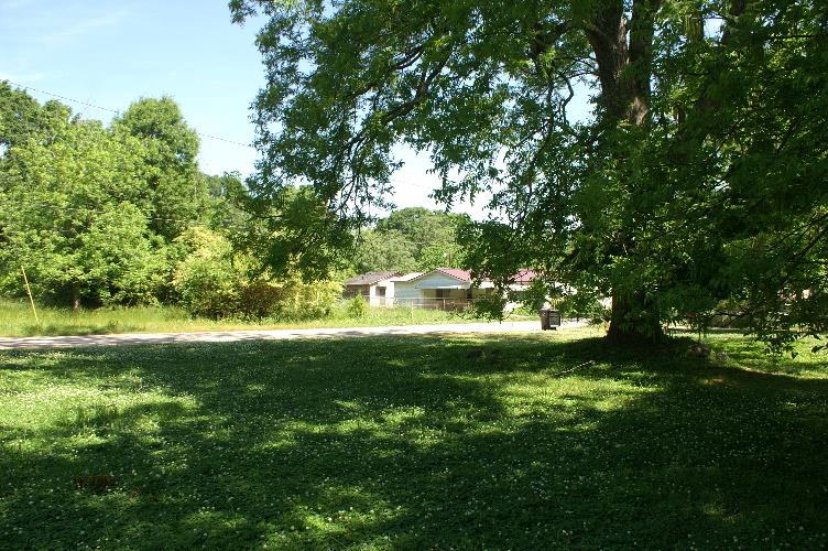 209 Hunter St, Union Point, GA 30669 photo 6