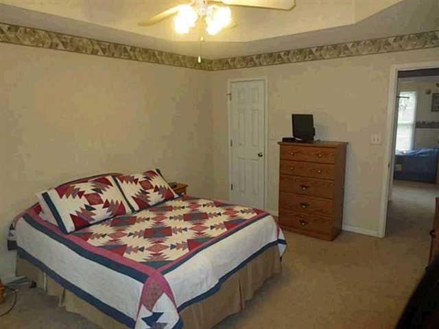 188 Eagle Pointe Dr, Dallas, GA 30132 photo 6