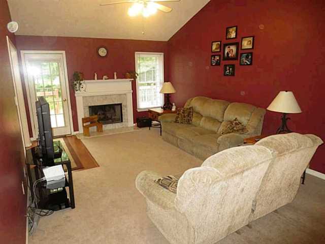 188 Eagle Pointe Dr, Dallas, GA 30132 photo 3