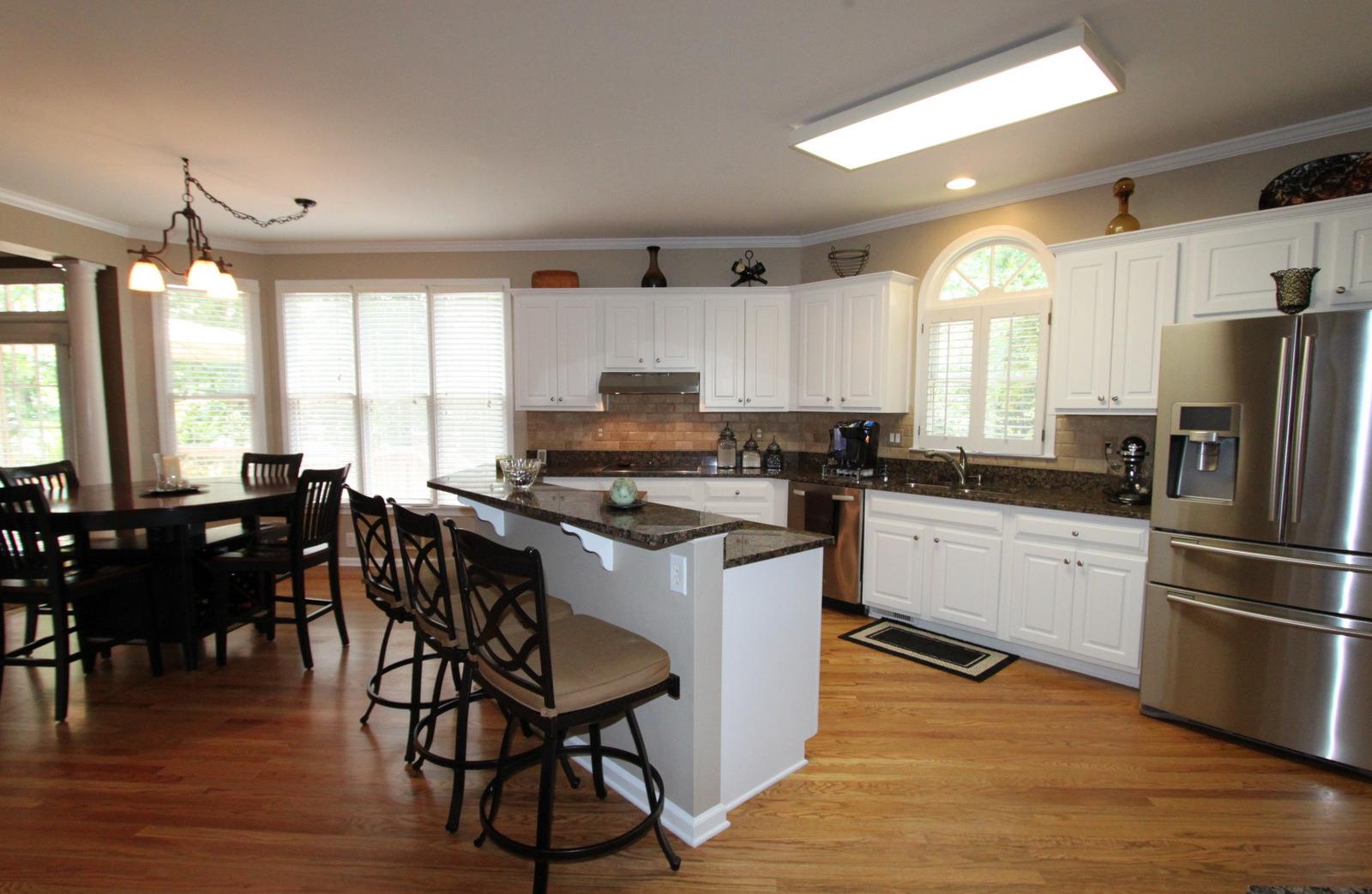 1368 Pointview Ct, Suwanee, GA 30024 photo 7