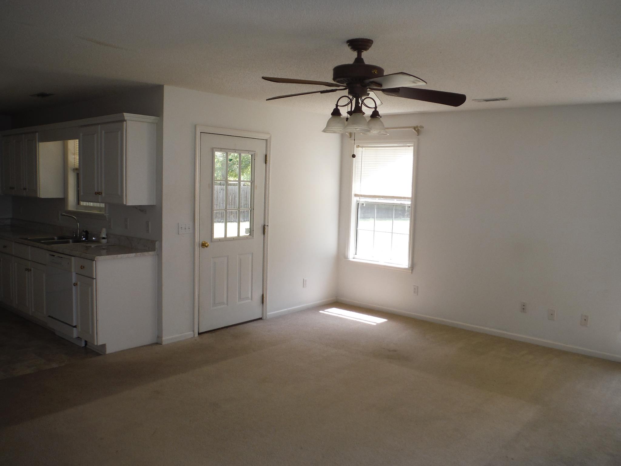 136 Crystal Dr, Rincon, GA 31326 photo 8