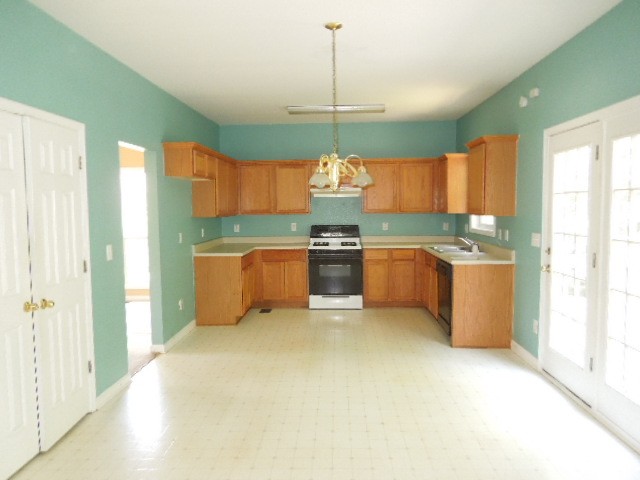 1102 Willow Crest Way, Austell, GA 30168 photo 4