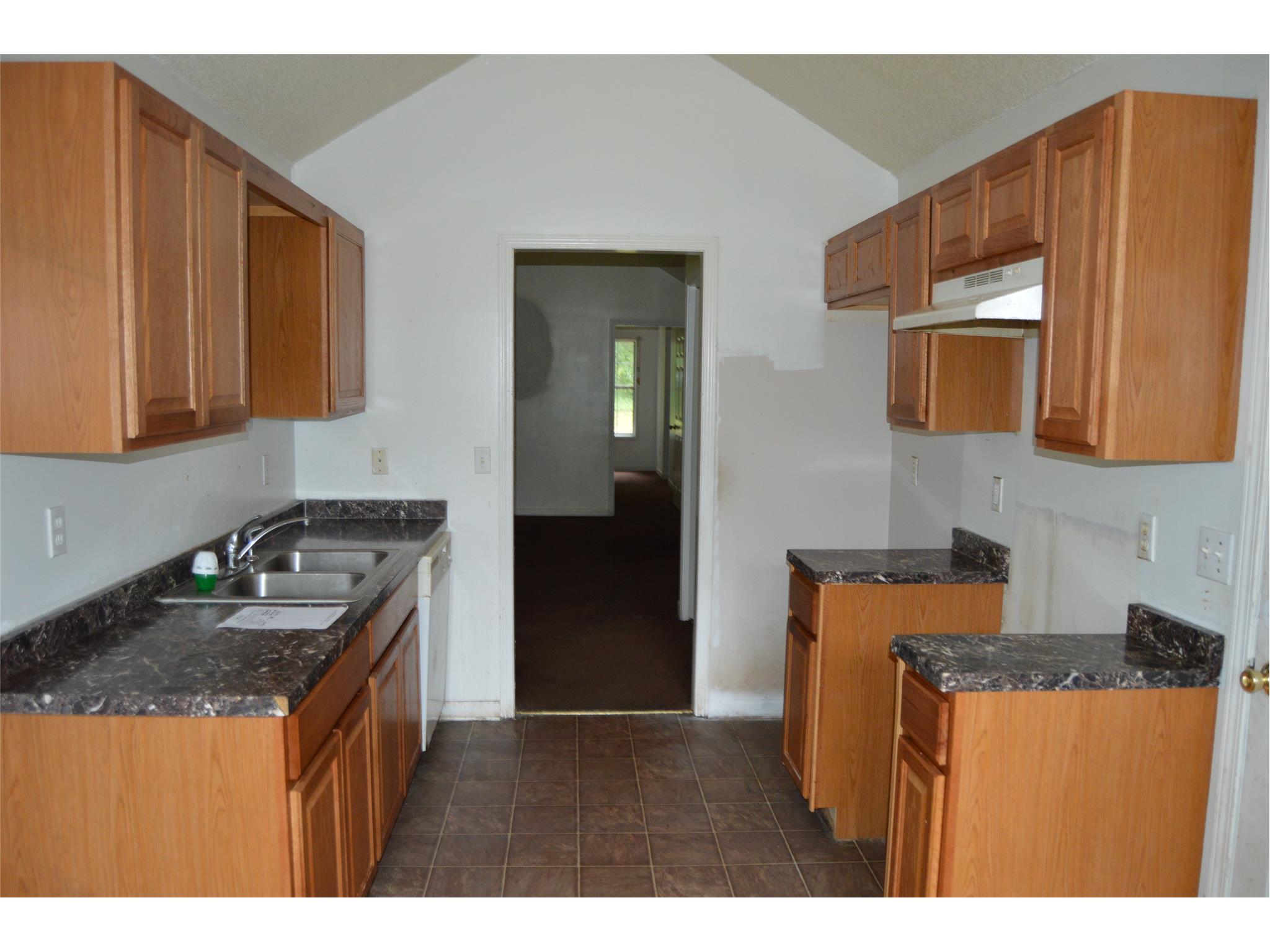 165 E Broad St, Newnan, GA 30263 photo 11