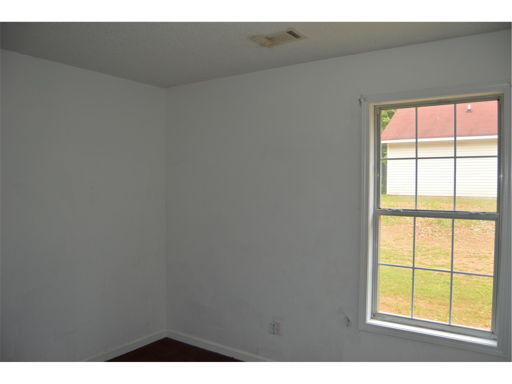 165 E Broad St, Newnan, GA 30263 photo 19