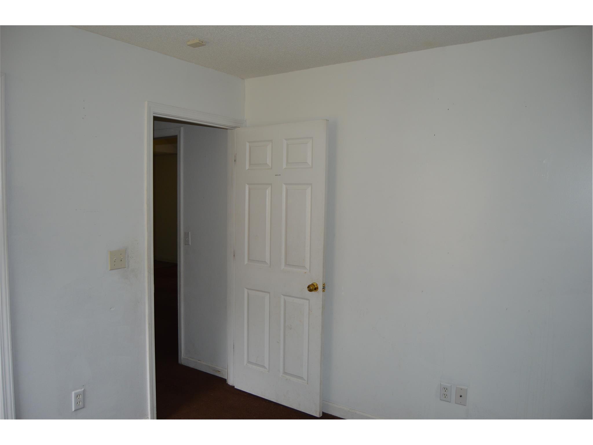 165 E Broad St, Newnan, GA 30263 photo 17