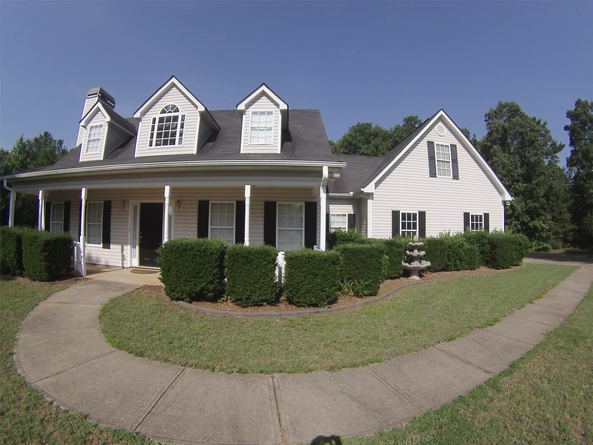 65 Creekside Ct, Covington, GA 30016 photo 2