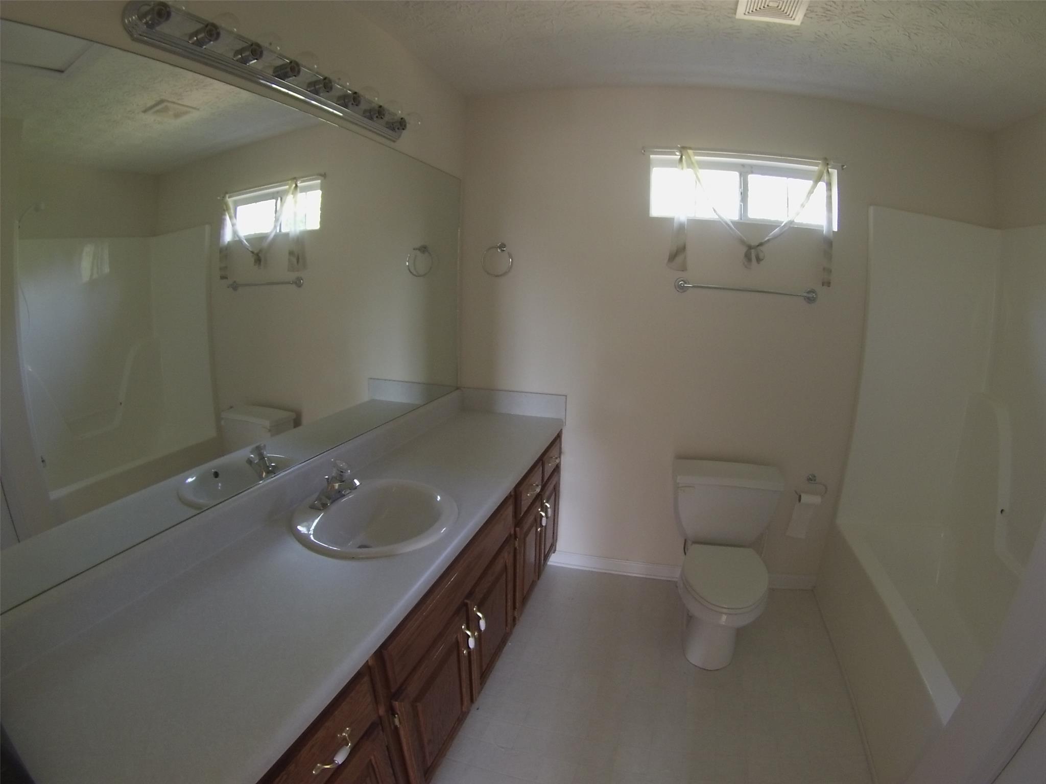 65 Creekside Ct, Covington, GA 30016 photo 16