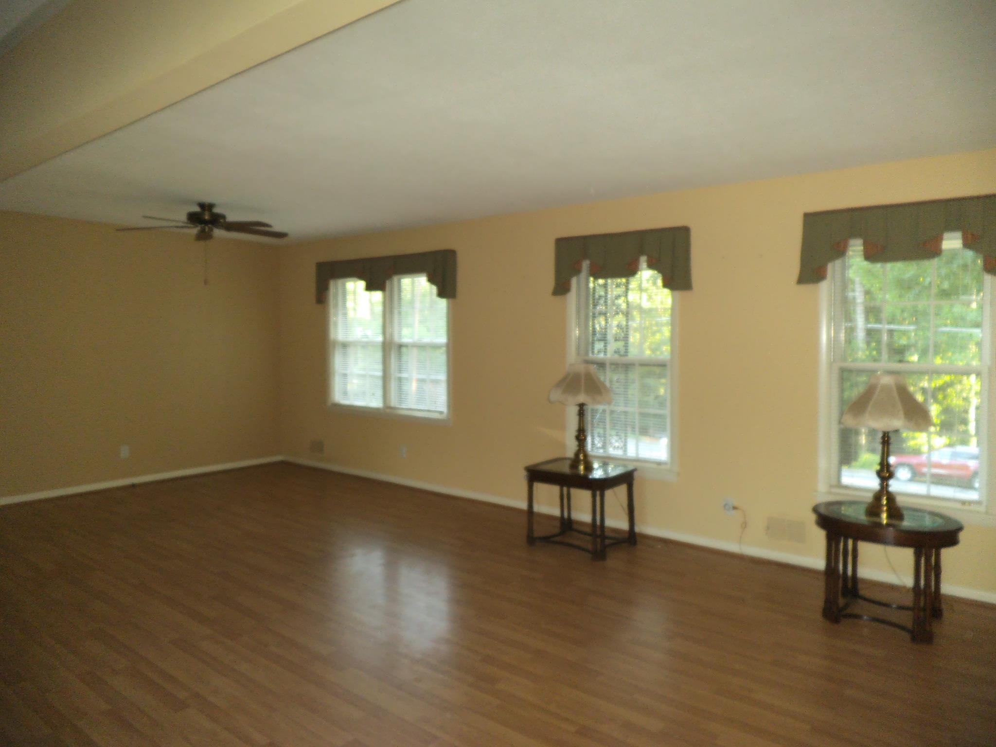130 Beechwood Blvd, Toccoa, GA 30577 photo 2