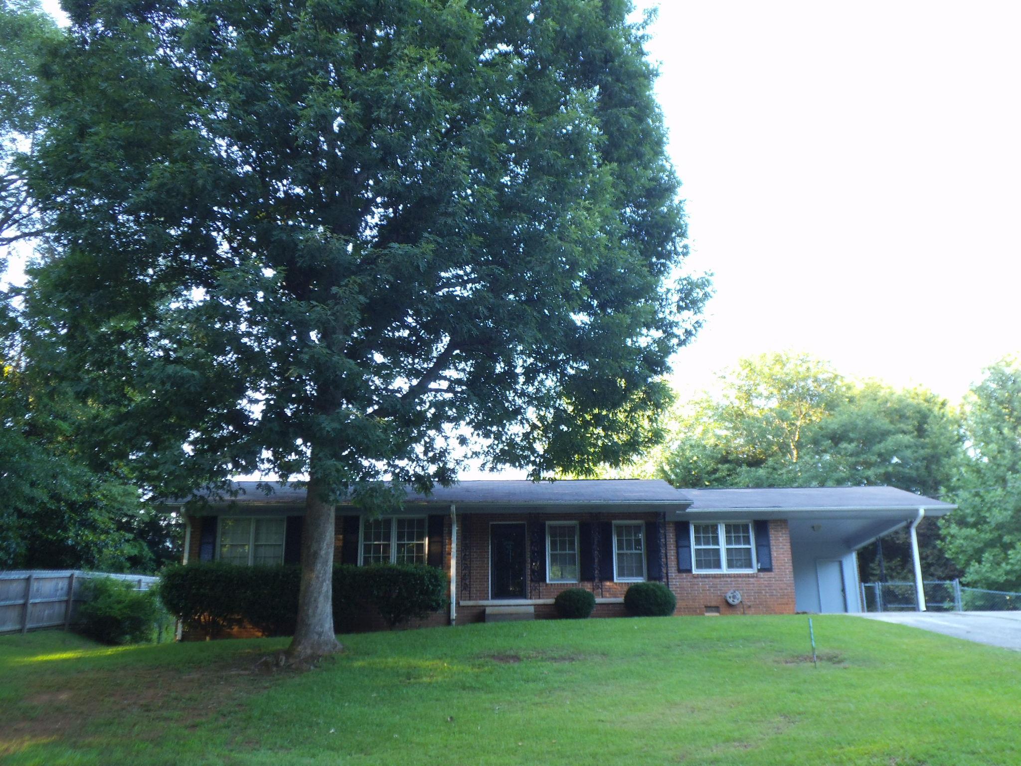 130 Beechwood Blvd, Toccoa, GA 30577 photo 1