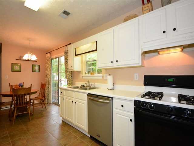 3314 Parkbrooke Ct, Duluth, GA 30096 photo 9