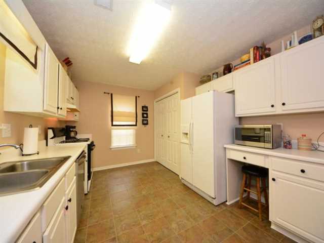 3314 Parkbrooke Ct, Duluth, GA 30096 photo 11