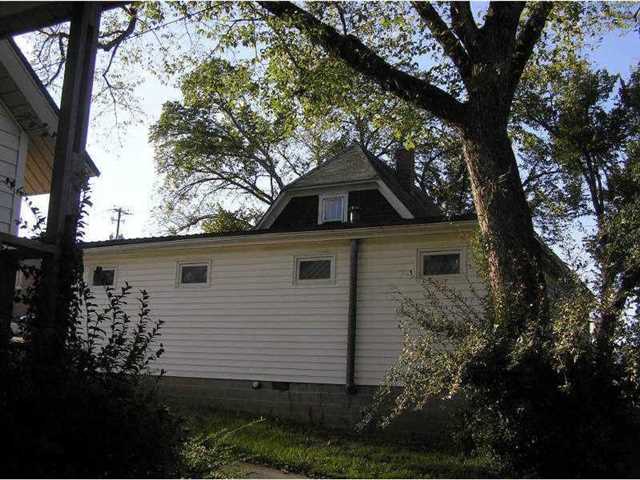 36 E Spring St, Jasper, GA 30143 photo 4