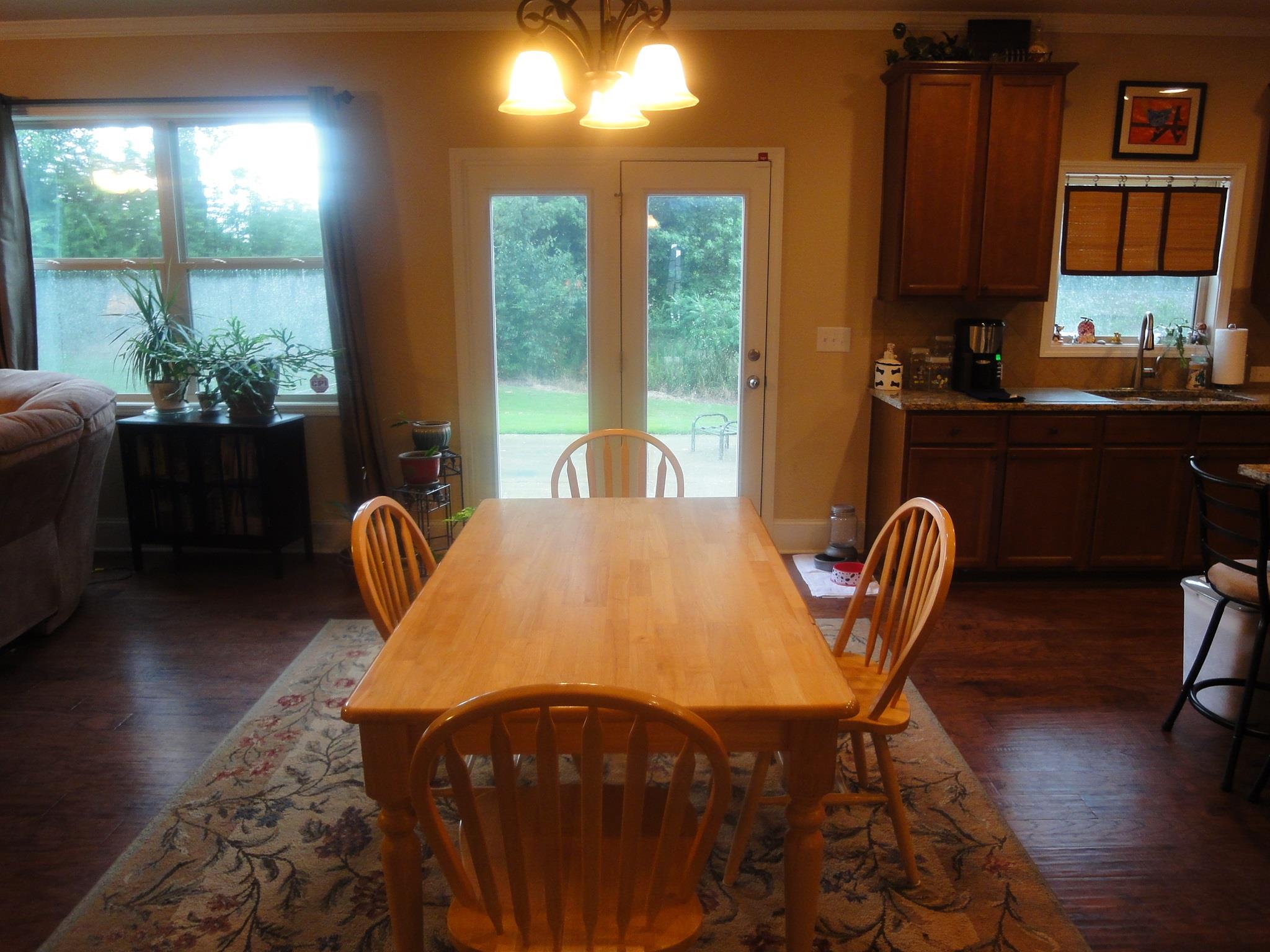 445 Eldridge Dr, Suwanee, GA 30024 photo 6