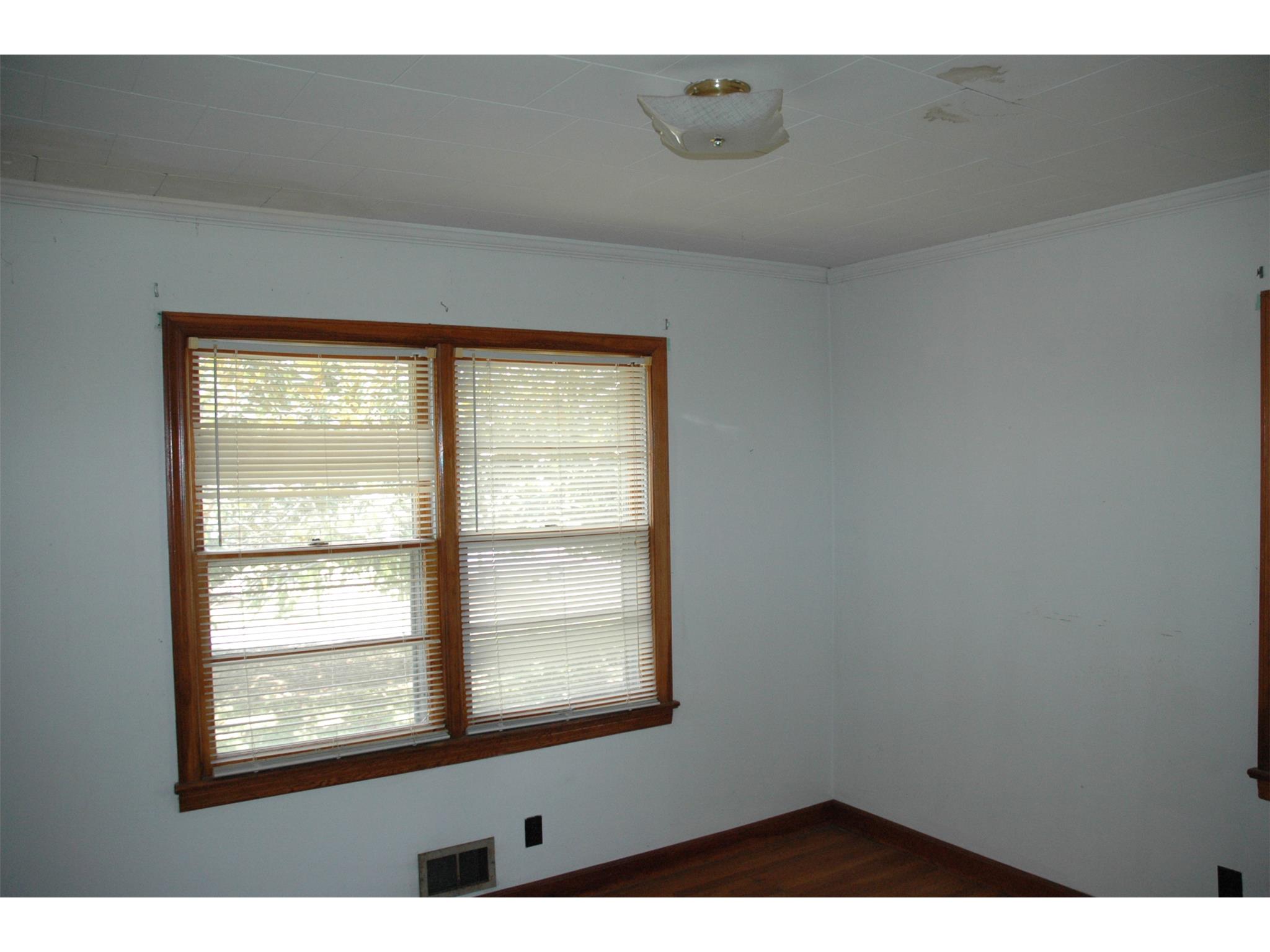 101 S Page St, Lagrange, GA 30240 photo 16