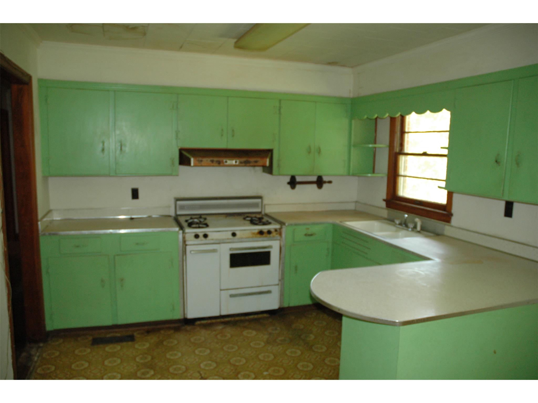 101 S Page St, Lagrange, GA 30240 photo 10