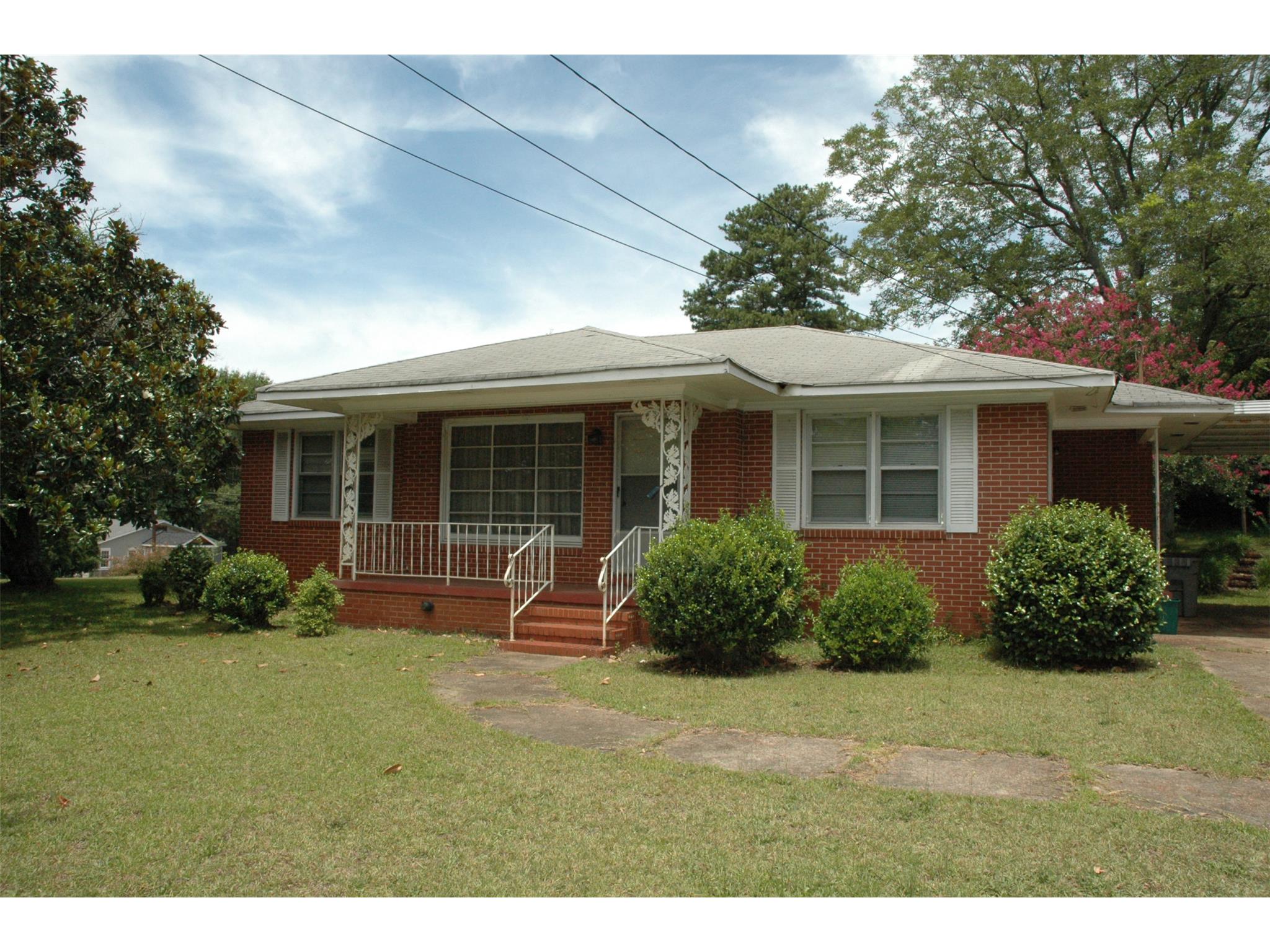 101 S Page St, Lagrange, GA 30240 photo 2