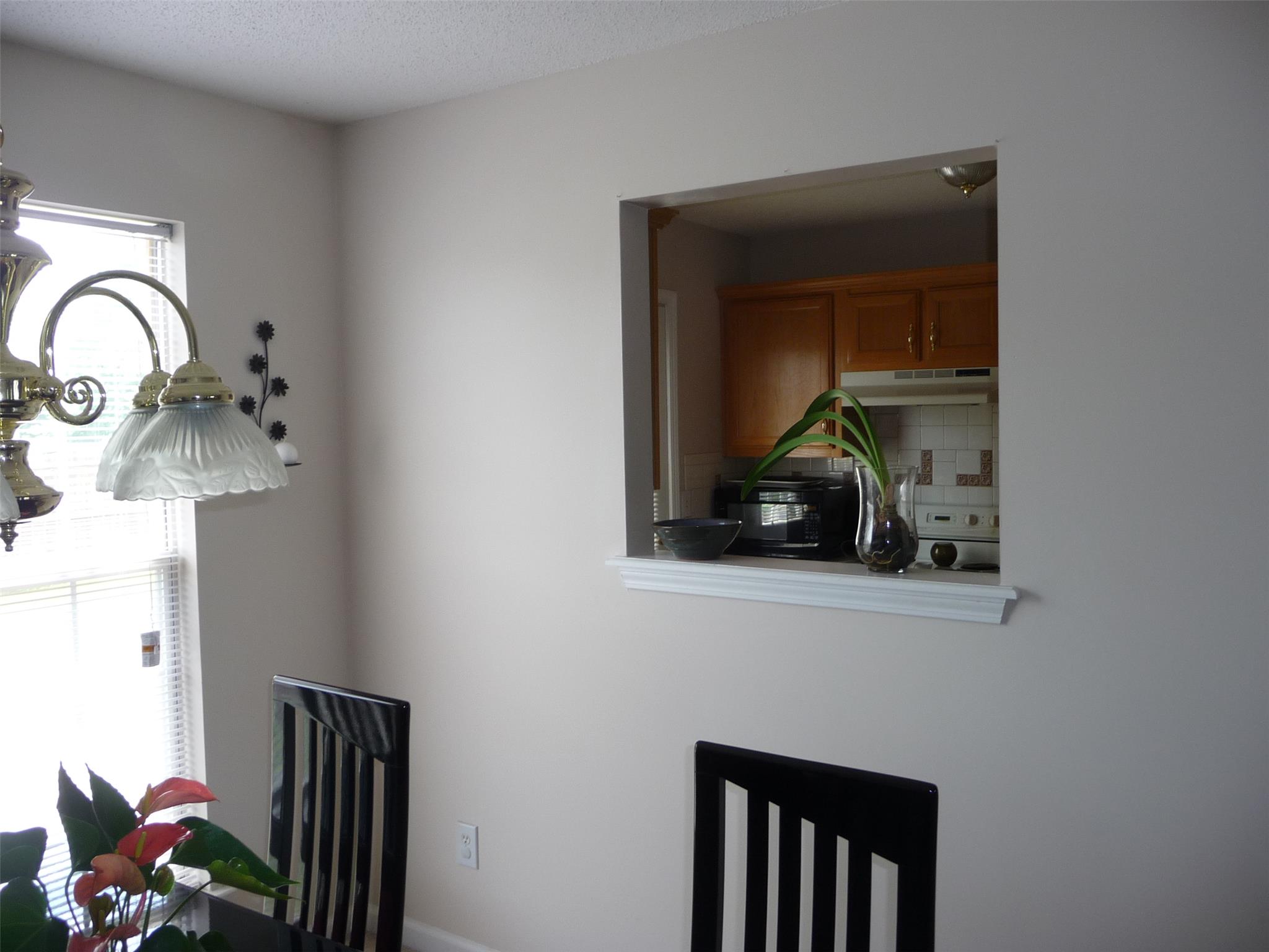 5854 Waggoner Ct, Rex, GA 30273 photo 6