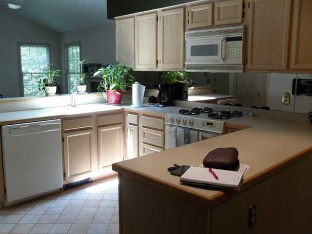 4015 Spinnaker Dr, Duluth, GA 30096 photo 2