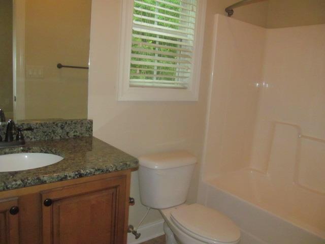 107 St Anthony Dr, Lagrange, GA 30240 photo 11