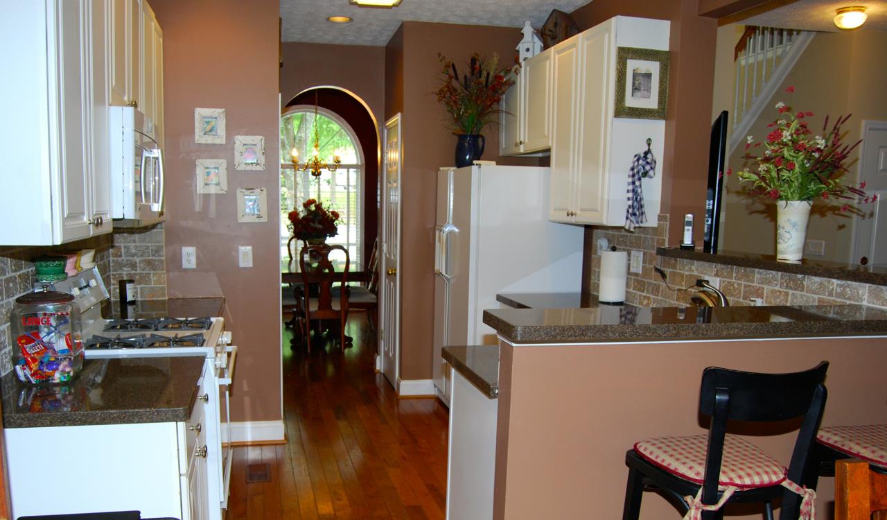 4025 Berkeley Park Dr, Duluth, GA 30096 photo 4