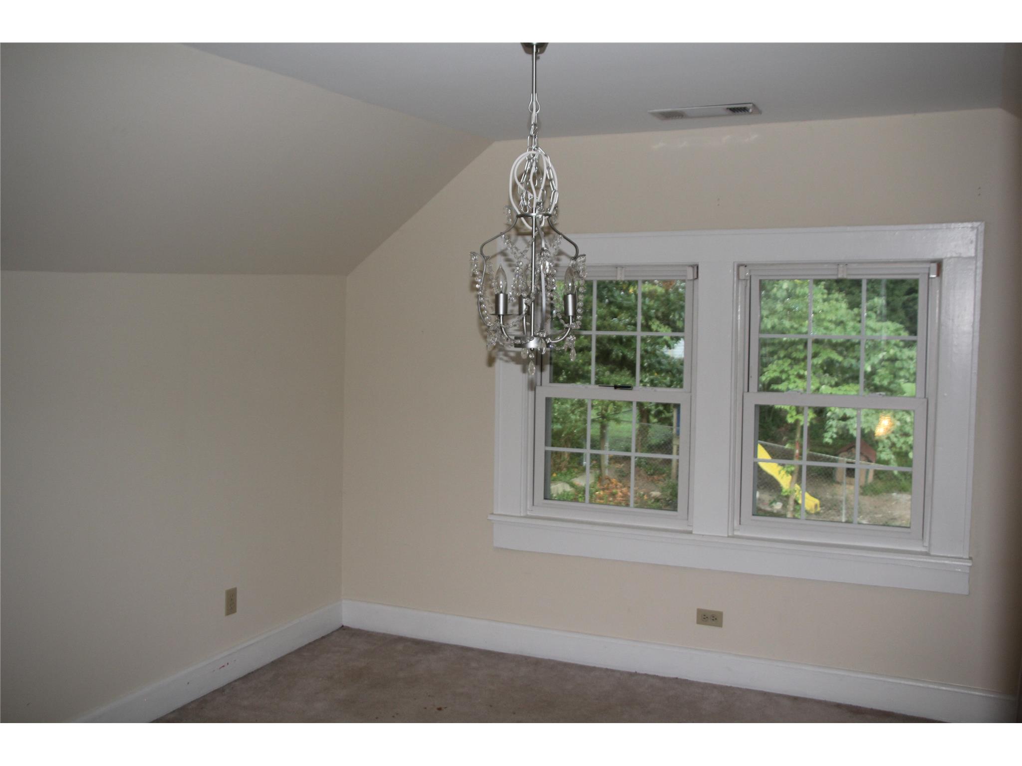 978 E Tugalo St, Toccoa, GA 30577 photo 20