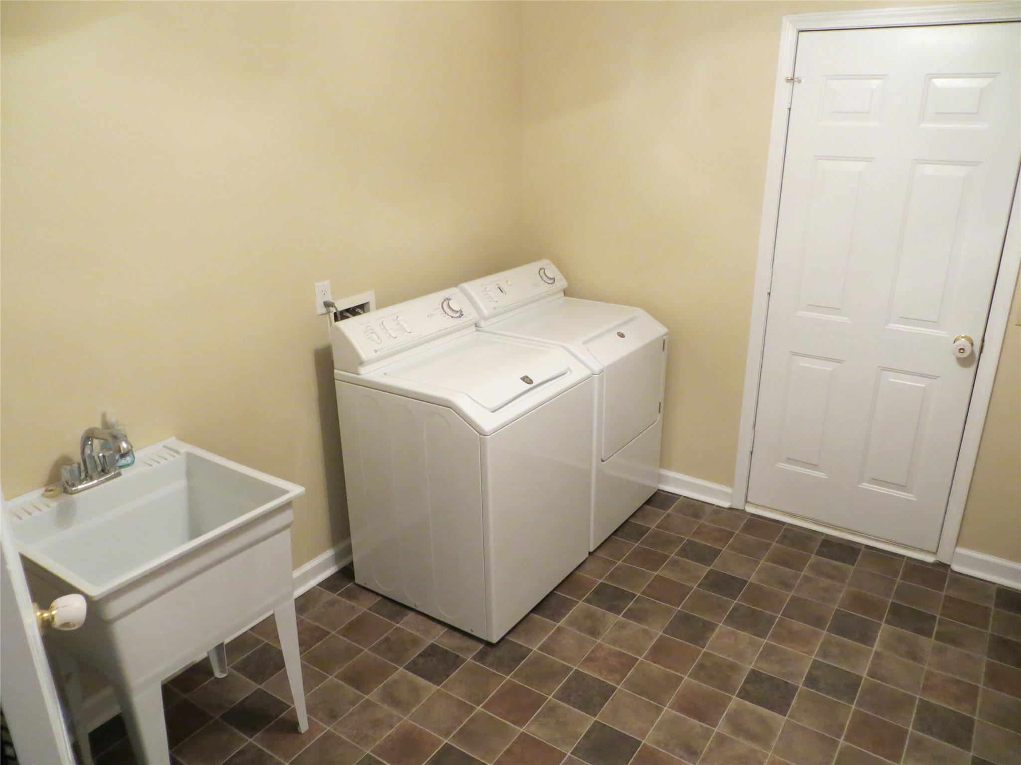 416 Bee Maxey Rd, Winder, GA 30680 photo 11