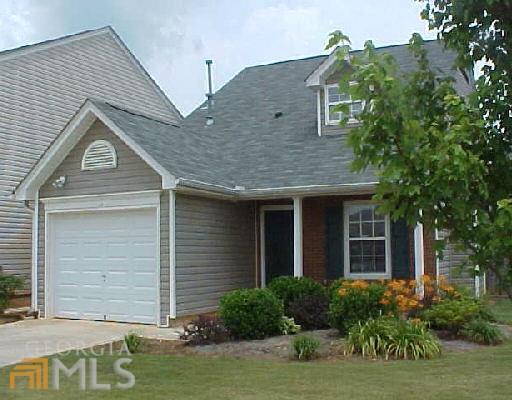 635 Lakeside Cir, Covington, GA 30016 photo 2