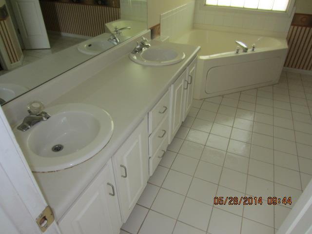 60 Deep Springs Way, Covington, GA 30016 photo 5