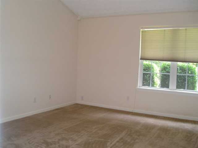 2965 Phillips Bend Xing, Buford, GA 30519 photo 14