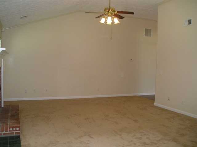 2965 Phillips Bend Xing, Buford, GA 30519 photo 6