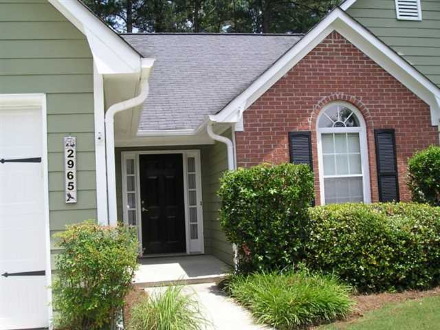 2965 Phillips Bend Xing, Buford, GA 30519 photo 2
