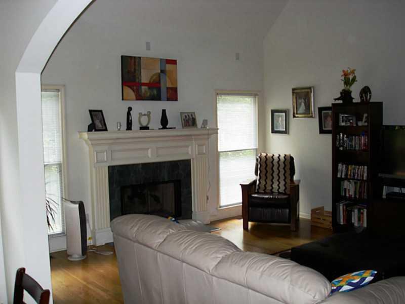 7475 Brookstead Xing, Duluth, GA 30097 photo 5