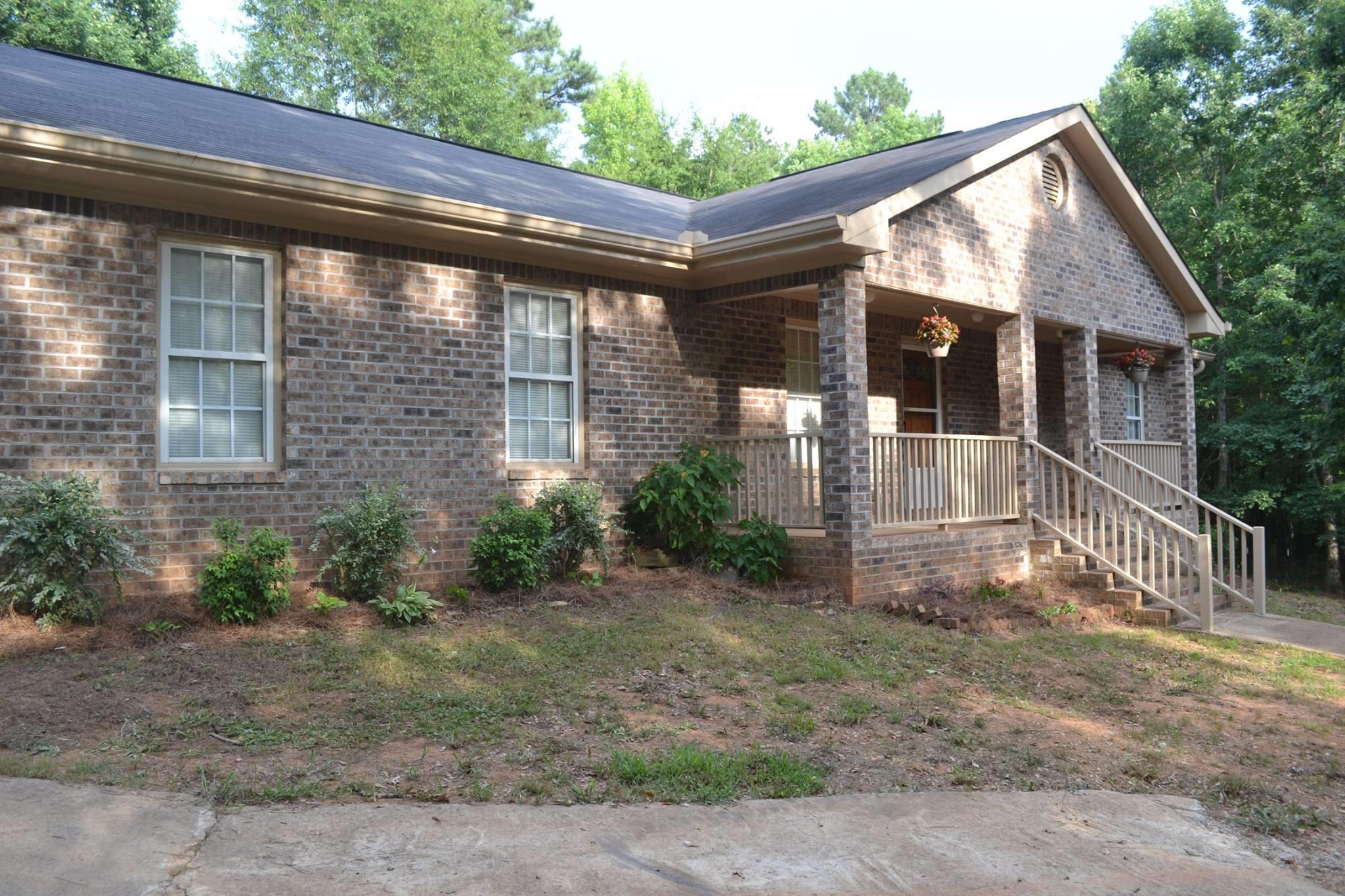 575 Moccasin Gap Rd, Jackson, GA 30233 photo 2