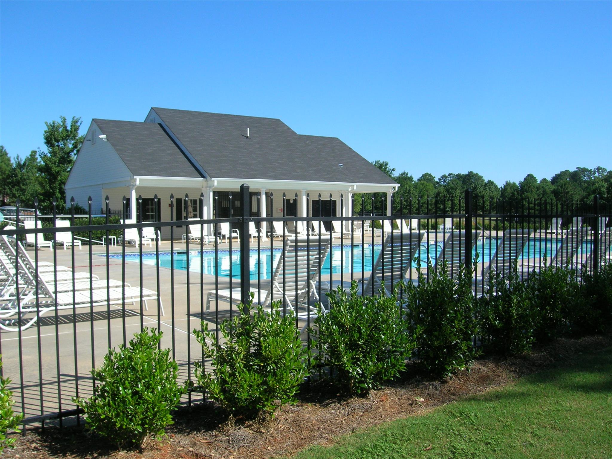 155 Meadowridge Dr, Covington, GA 30016 photo 5