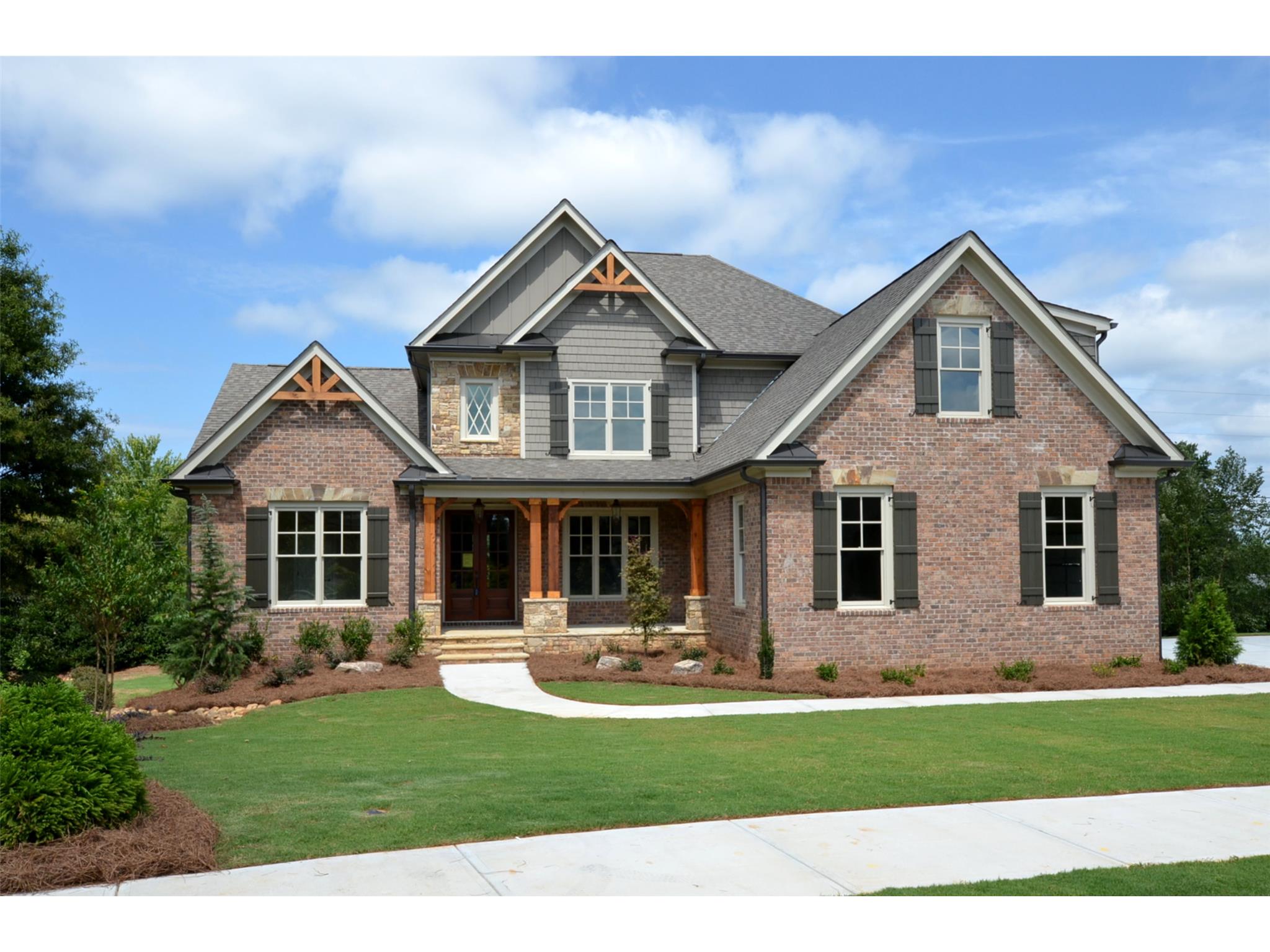 213 Slate Dr, Buford, GA 30518 photo 1