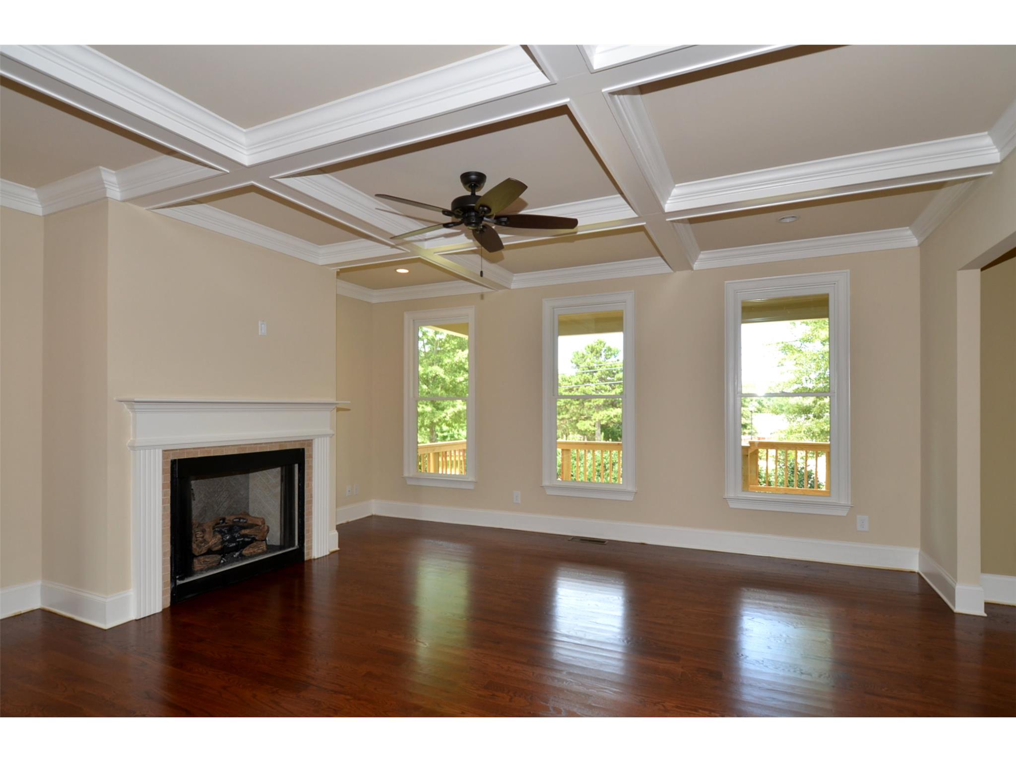 213 Slate Dr, Buford, GA 30518 photo 2