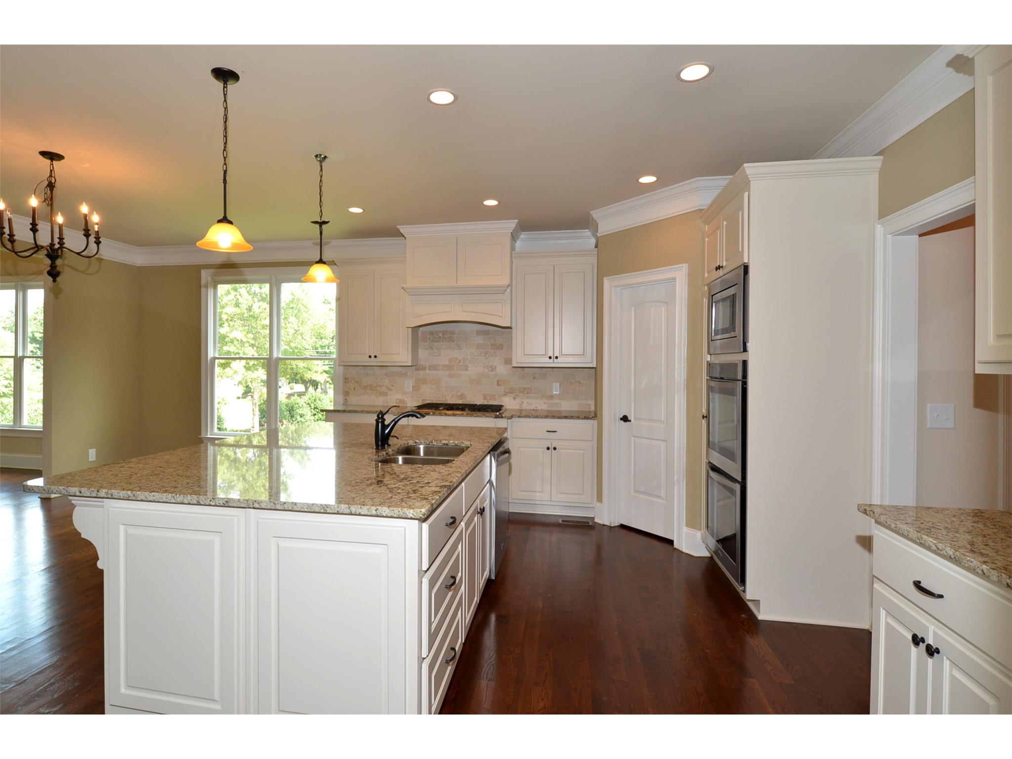 213 Slate Dr, Buford, GA 30518 photo 11