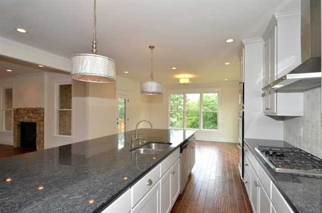 113 Slate Dr, Buford, GA 30518 photo 8