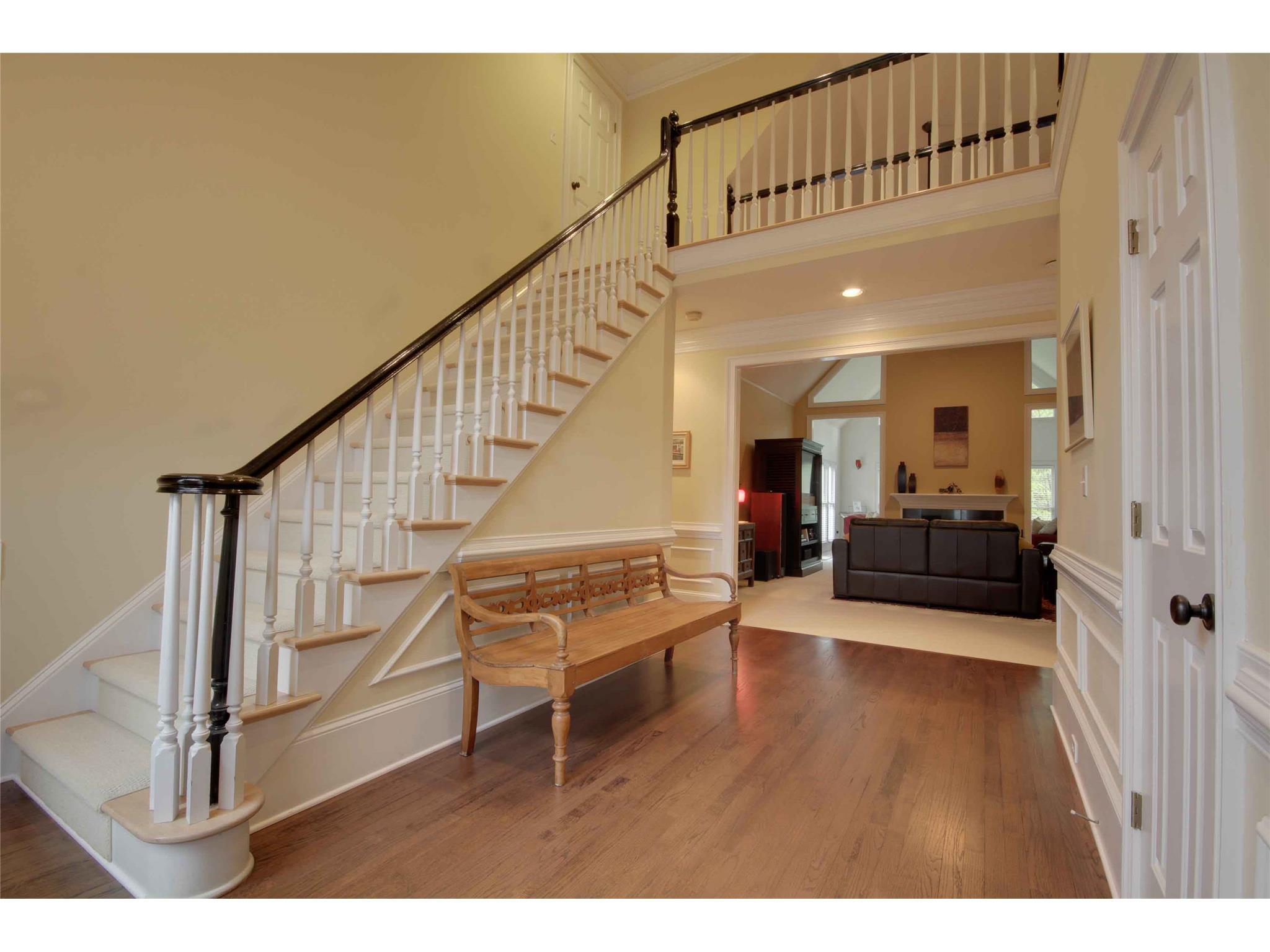 3715 Harts Ct, Atlanta, GA 30341 photo 2